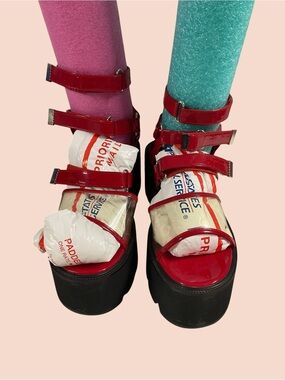 Lamoda Red Strappy Flat Platform Sandals Size 7